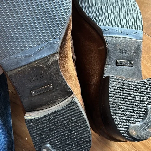 Brown Suede Gucci Loafers - 11 - Picture 4 of 4